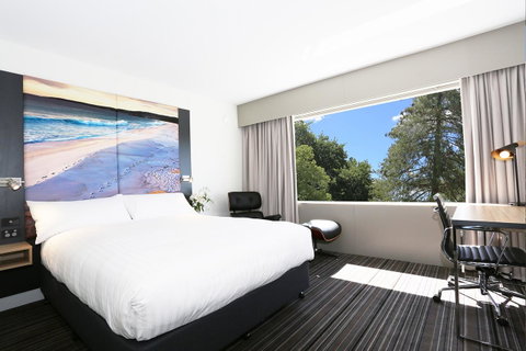 Hotel Launceston - Accommodation Gladstone 0