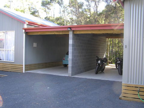 The Crays Accommodation - Accommodation Gladstone 14