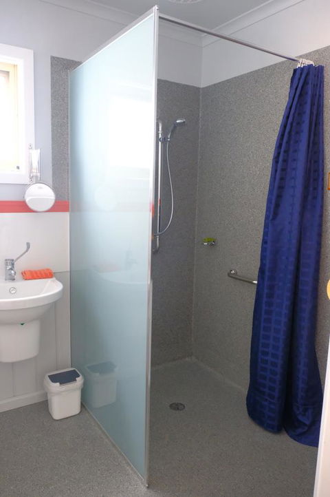The Crays Accommodation - Accommodation Gladstone 1