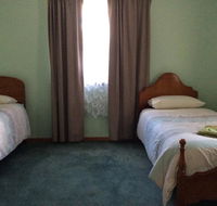 Our Cottage - Accommodation Gladstone