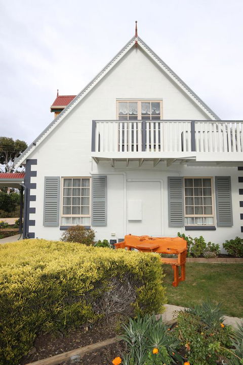 Swansea Cottages & Lodge Suites - Accommodation Gladstone 15