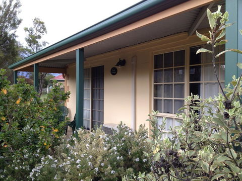 Swansea Cottages & Lodge Suites - Accommodation Gladstone 1