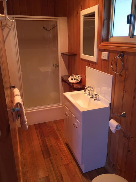Swansea Cottages & Lodge Suites - Accommodation Gladstone 39