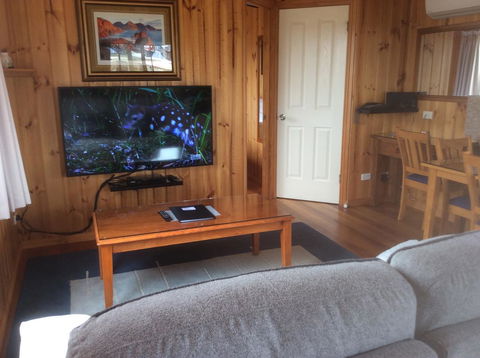 Swansea Cottages & Lodge Suites - Accommodation Gladstone 44