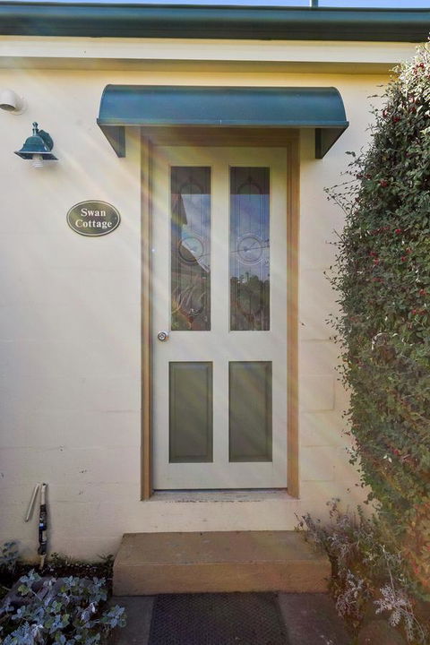 Swansea Cottages & Lodge Suites - Accommodation Gladstone 32