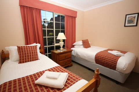 Swansea Cottages & Lodge Suites - Accommodation Gladstone 20