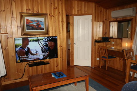 Swansea Cottages & Lodge Suites - Accommodation Gladstone 37