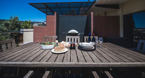 Russell House - Accommodation Gladstone 30