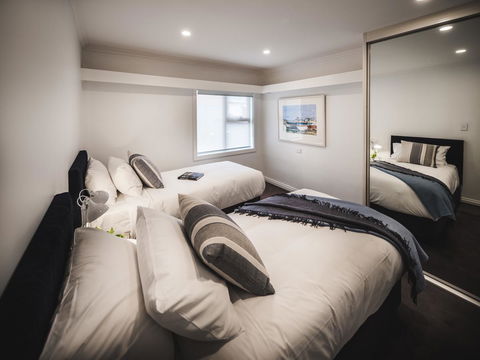 Russell House - Accommodation Gladstone 15