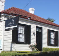 Alice's Cottages - Accommodation Gladstone