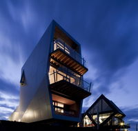 MONA Pavilions - Accommodation Gladstone