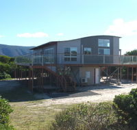 Seymour Waves - Accommodation Gladstone