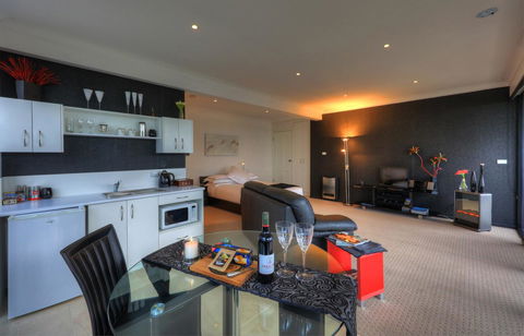 Sheer Pleasure Accommodation - Accommodation Gladstone 17