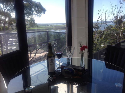 Sheer Pleasure Accommodation - Accommodation Gladstone 9