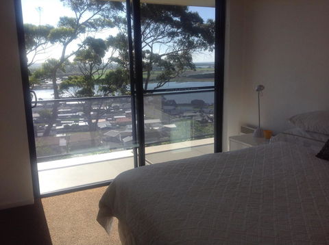 Sheer Pleasure Accommodation - Accommodation Gladstone 4