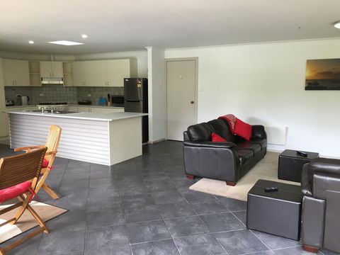 Island Breeze Motel - Accommodation Gladstone 3