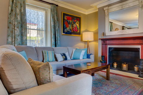 Maison Del Mar - Accommodation Gladstone 20