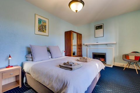 Maison Del Mar - Accommodation Gladstone 3
