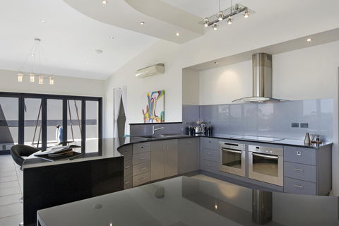 Blu-Sea 365 - Accommodation Gladstone 12