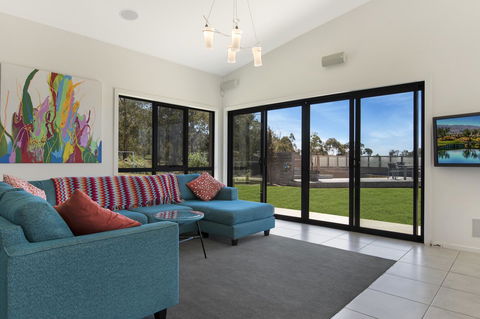 Blu-Sea 365 - Accommodation Gladstone 13