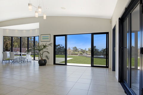Blu-Sea 365 - Accommodation Gladstone 15