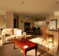 Hobart Villa - Accommodation Gladstone