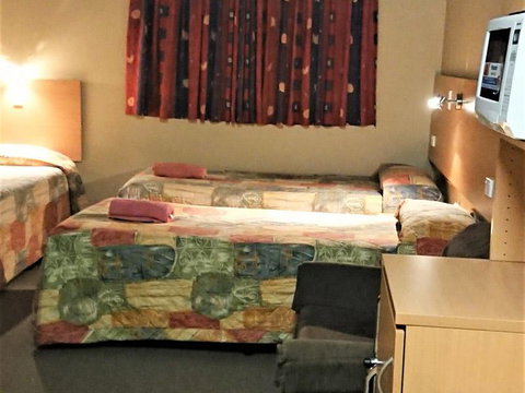 New Olympic Motel - Accommodation Gladstone 3