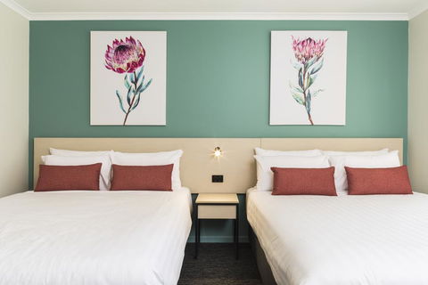 Nightcap At Balaclava Hotel - Accommodation Gladstone 1