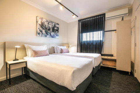 Nightcap At Hendon Hotel - Accommodation Gladstone 1