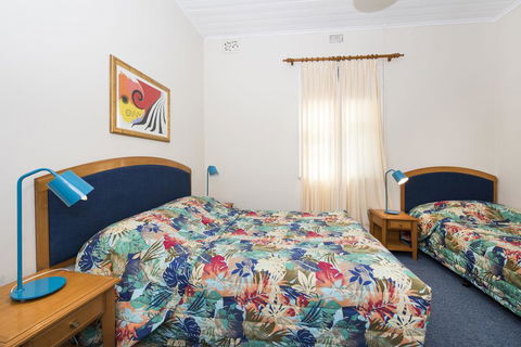 Ningana Heritage Houses - Accommodation Gladstone 3