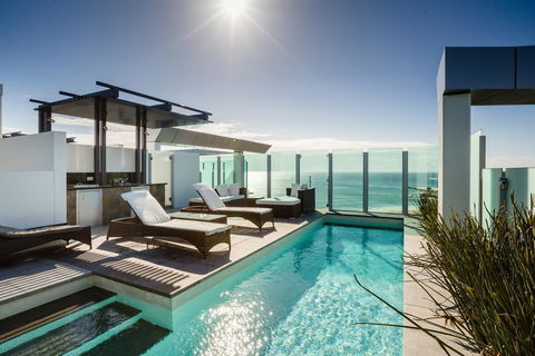 Nirvana By The Sea - Accommodation Gladstone 0