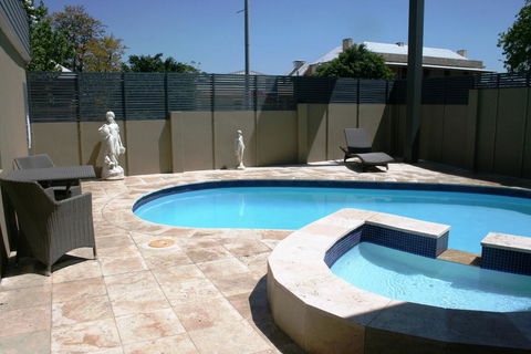 Noah's Mid City Motor Inn Muswellbrook - Accommodation Gladstone 0