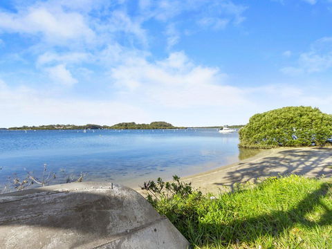 Noddys Riverside - Accommodation Gladstone 2