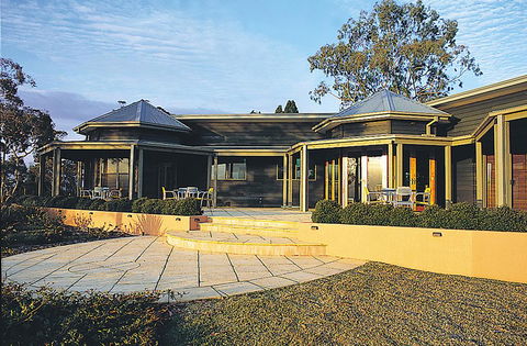 Noonaweena - Accommodation Gladstone 3