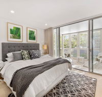 Noosa Heads Fabulous Two Bedrooms-Ocean Views - Accommodation Gladstone