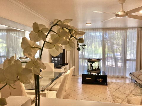 Noosa Luxury Apartment - Accommodation Gladstone 2