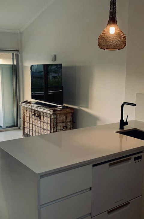 Noosa Parade Holiday Inn - Accommodation Gladstone 3