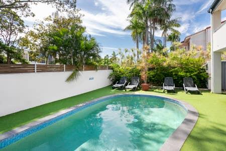 Noosa Retreat - Accommodation Gladstone 2