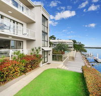 Noosa Shores Apartment 10 - Accommodation Gladstone