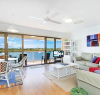 Noosa Shores Apartment 30 - Accommodation Gladstone