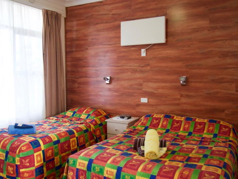 Norfolk Pine Motel - Accommodation Gladstone 3