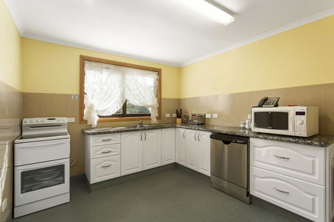 Northeast Restawhile BandB - Accommodation Gladstone 2