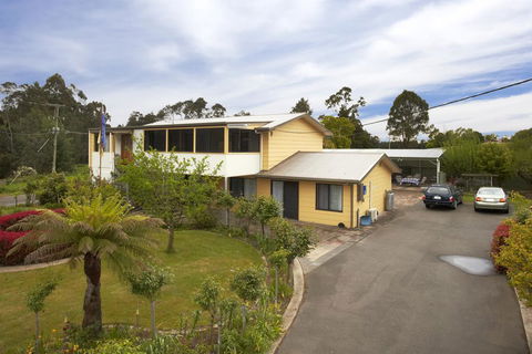 Northeast Restawhile BandB - Accommodation Gladstone 0