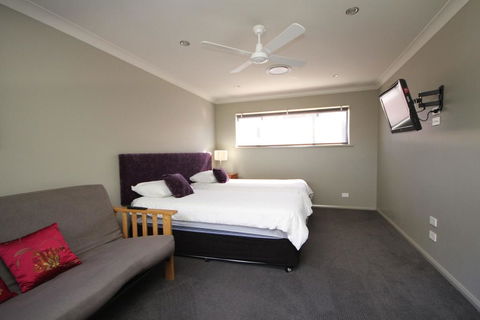 NORTHERN HAVEN-3/16 David Campbell St NH - Accommodation Gladstone 1