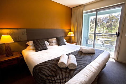 Novotel Lake Crackenback Resort - Accommodation Gladstone 1