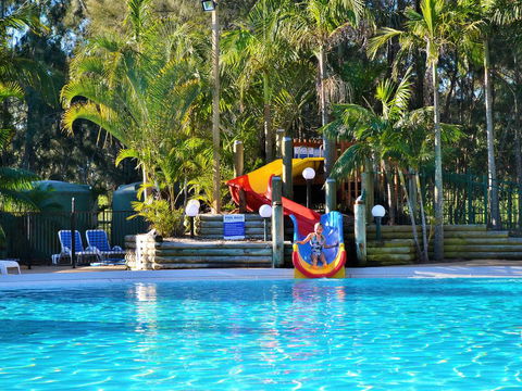 NRMA Ocean Beach Holiday Resort - Accommodation Gladstone 0