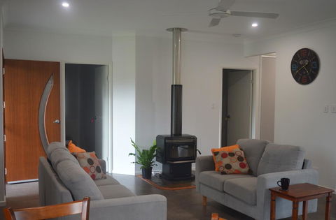 Nyleta Lodge - Accommodation Gladstone 2