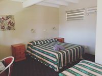 Book Peak Hill Accommodation Vacations Accommodation Gladstone Accommodation Gladstone