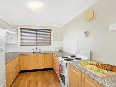 Ocean Blue Apartment Five - Ground Floor Apartment - Accommodation Gladstone 2