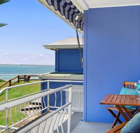 Ocean Blue Apartment Four - apartment on 2nd level - Accommodation Gladstone